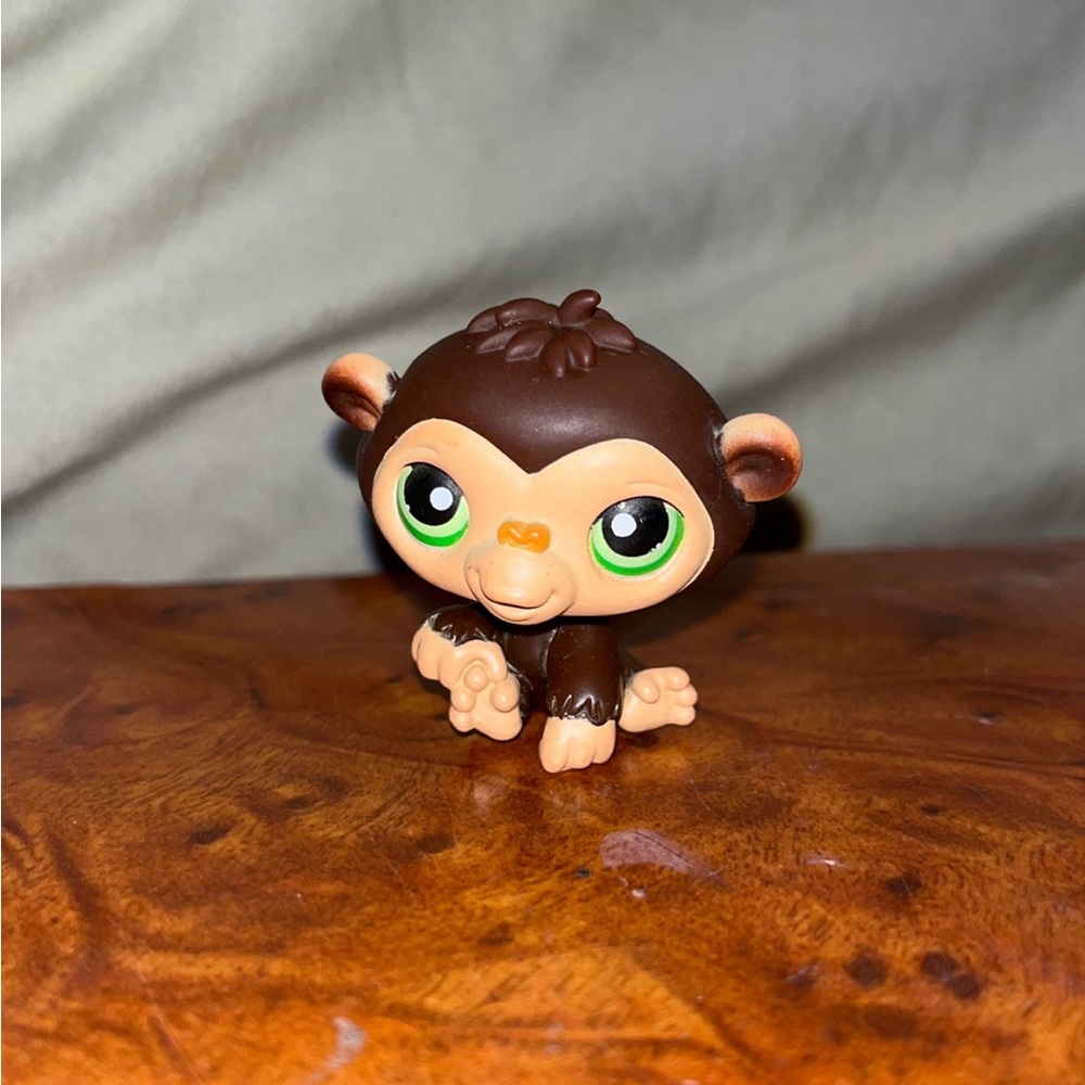 Littlest pet shop 223 monkey